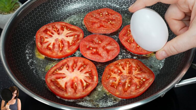 Colazione veloce: 5 minuti per uova e pomodori che conquistano il palato!