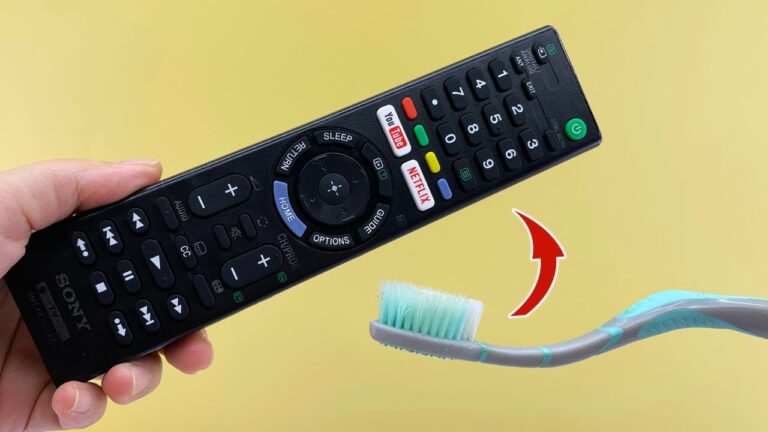 Risolvi 7 problemi con il telecomando usando solo un comune spazzolino!