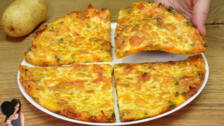 1 idea semplice per una cena deliziosa: patate grattugiate come alternativa alla pizza!