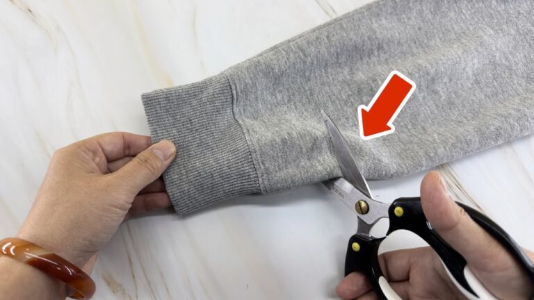 Accorcia le maniche del tuo maglione in 2 semplici passaggi! Scopri come!