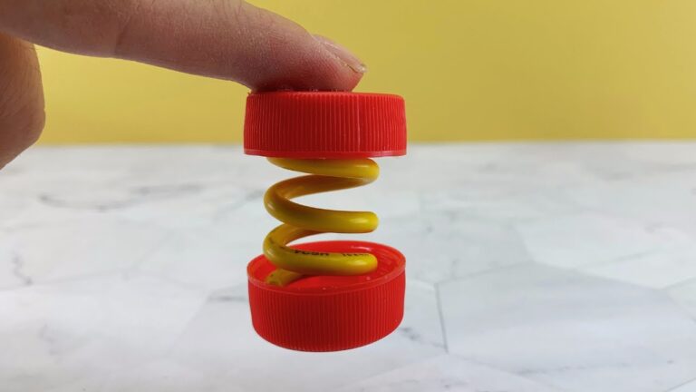 5 Idee Geniali con Tappi di Bottiglia di Plastica da Provare Subito!
