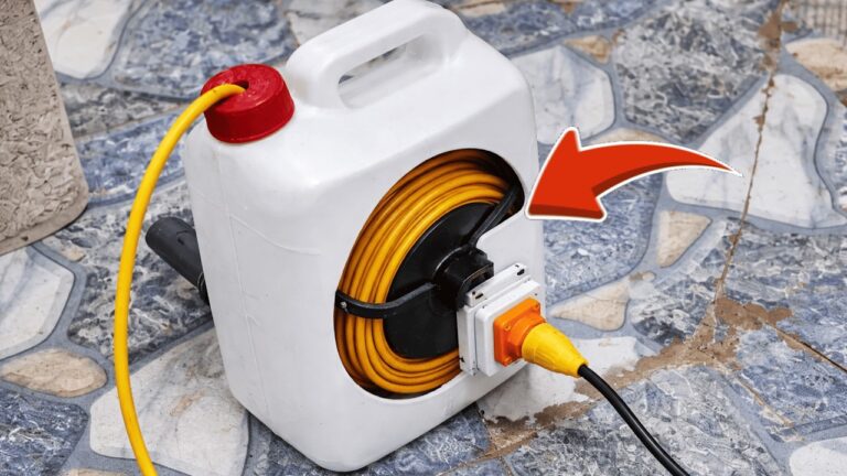 5 Idee geniali per organizzare i cavi con bottiglie di plastica!