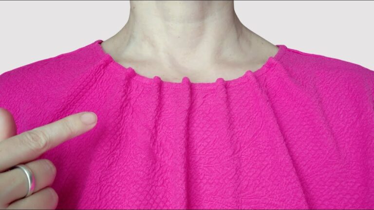7 Modi Geniali per Ristrutturare il Collo di una T-Shirt Da Provare Subito!
