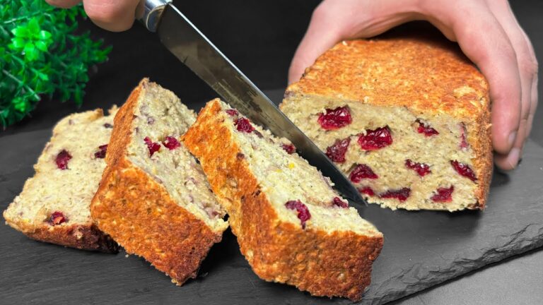 Torta dietetica in 5 minuti: solo 1 tazza di fiocchi d’avena e 2 mele!