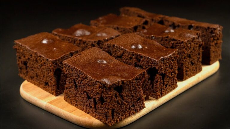 Scopri la ricetta del torta al cioccolato più facile e deliziosa in 5 semplici passi!