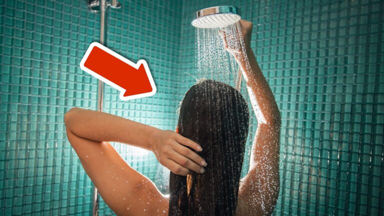 Scopri 5 sorprendenti cambiamenti nel corpo se smetti di fare la doccia!